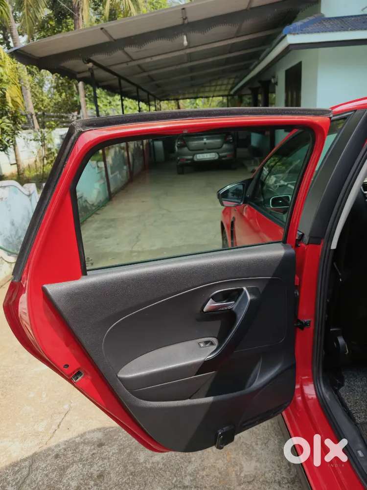New Battery
New Tyre
Under Warranty 
Full Shoroom Service