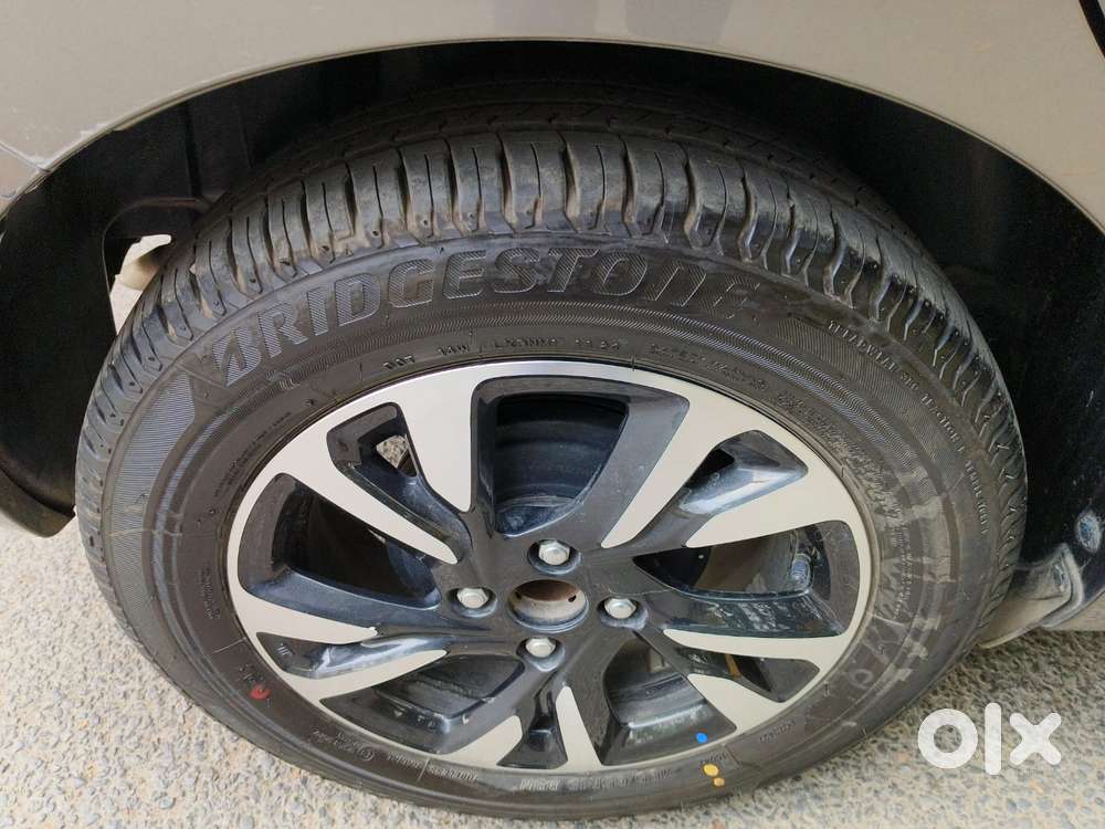 Maruti Suzuki Swift Amt Zxi Plus, 2025, Petrol
