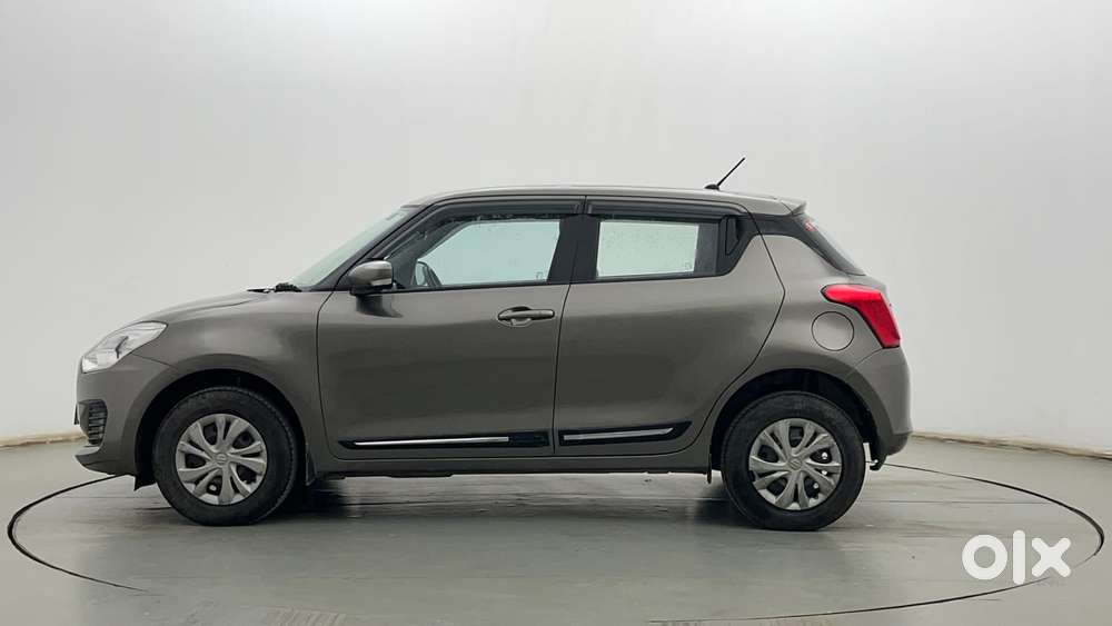 Maruti Suzuki Swift Vvt Vxi, 2021, Petrol
