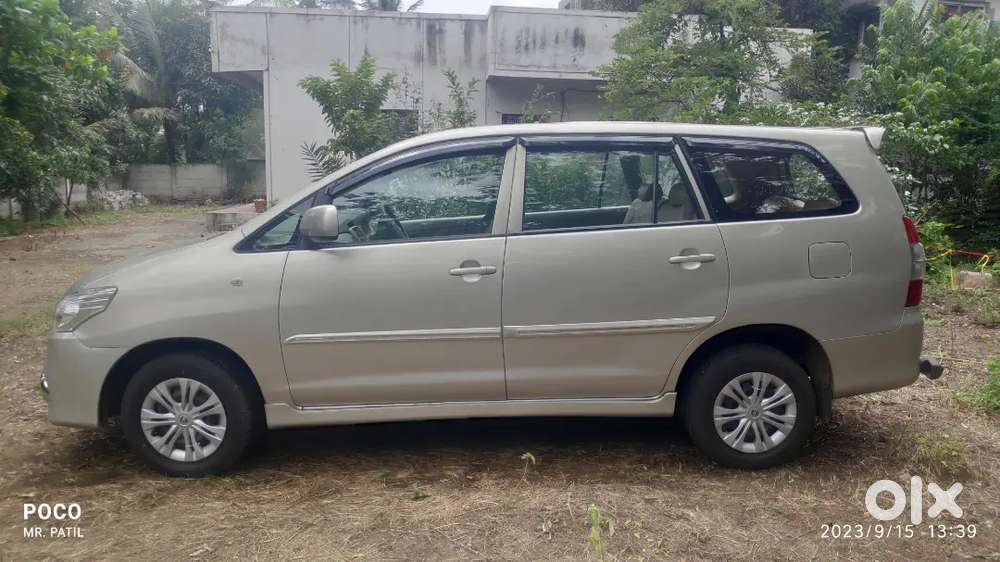 Toyota Innova 2.5 G 2013