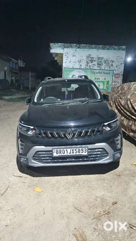 Renault Triber Emotion  Mt Petrol 2026 Stealth Black