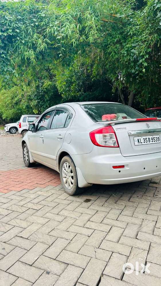 Maruti Suzuki Sx4 Vxi Bsiv, 2011, Petrol