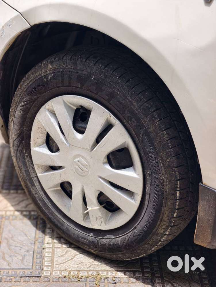 Maruti Suzuki Swift Dzire Vxi(o) Amt, 2012, Petrol