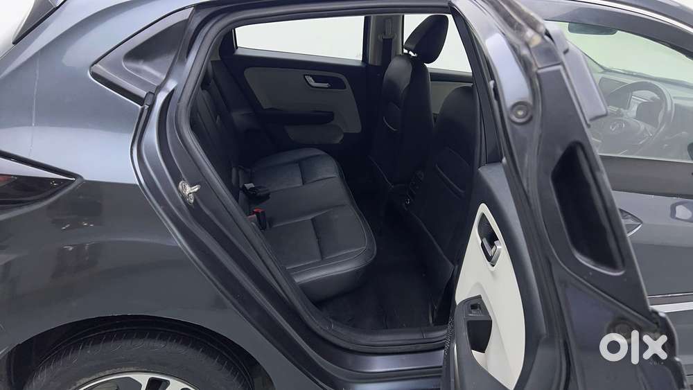 Tata Altroz 1.5 Xz Plus Diesel, 2021, Diesel