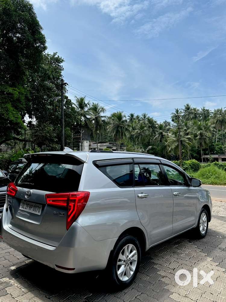 Toyota Innova Crysta 2017