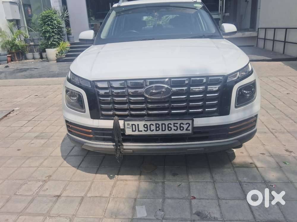 Hyundai Venue 1.0 Sx (o) Turbo Dct, 2023, Petrol