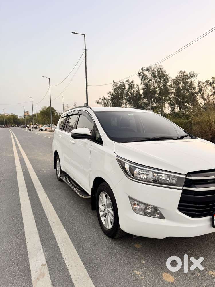 Toyota Innova Crysta [2020-ongoing] 2.4 Gx At 7 Str, 2020, Diesel