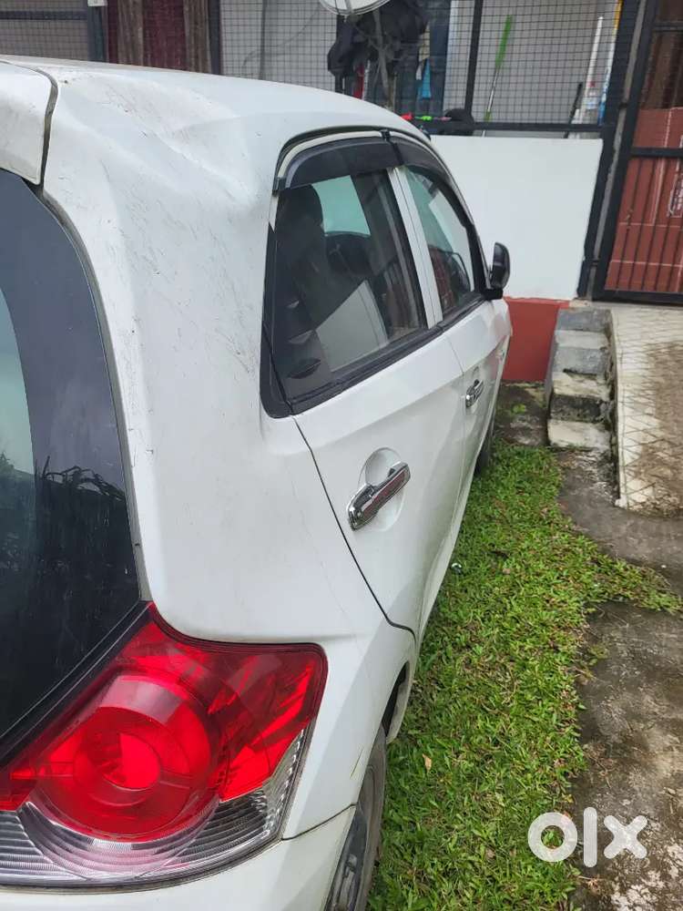 Honda Brio 2017 Petrol Well-maintained Car For Sale