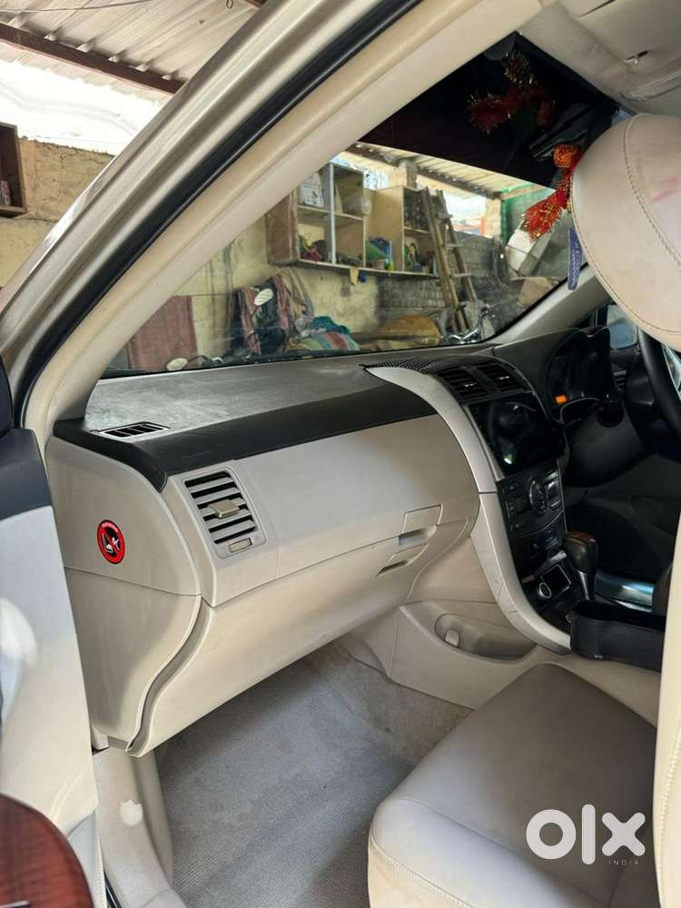 Toyota Corolla Altis 2011