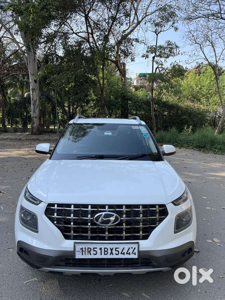 Hyundai Venue Sx+ At, 2019, Petrol