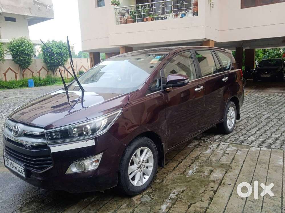 Toyota Innova Crysta 2017 Diesel Variant
