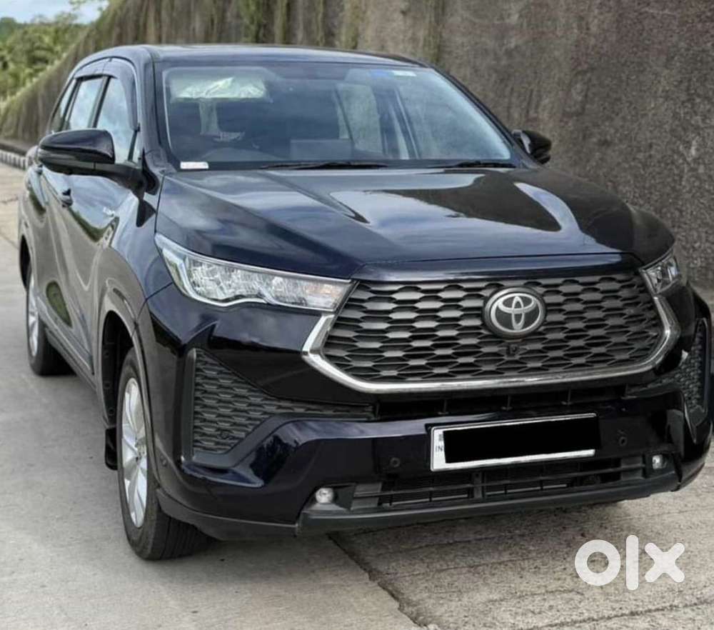 Toyota Innova Hycross 2.0 Vx (o) Hybrid 7 Str, 2024, Petrol