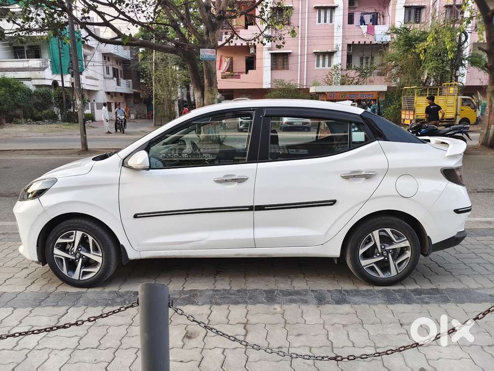 Hyundai Aura Sx Cng+petrol November 2024 Model Well Maintained Car