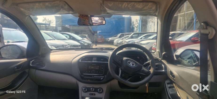 Tata Tiago 1.2 Revotron Xt (o), 2021, Petrol
