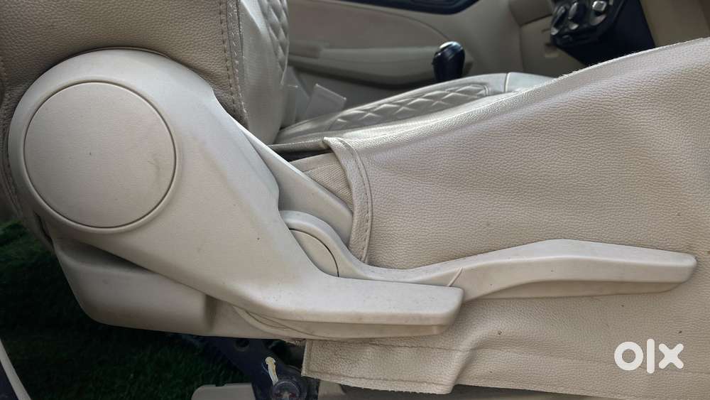Maruti Suzuki Swift Dzire 1.2 Vxi Bsiv, 2021, Petrol