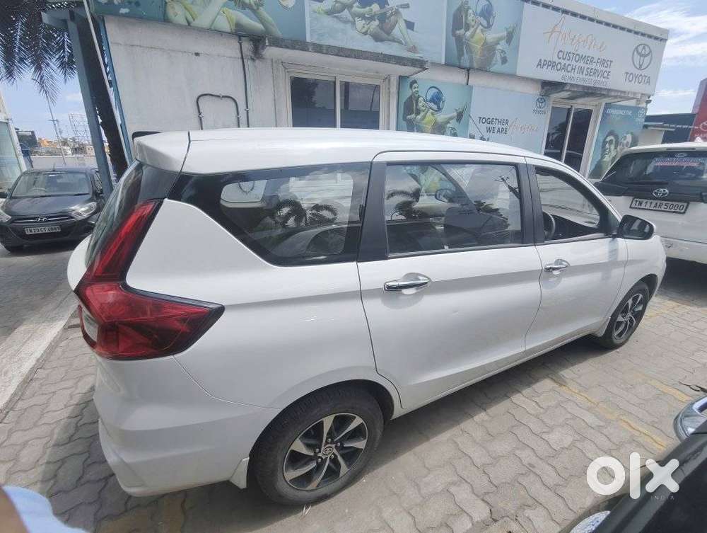 Toyota Rumion V Mt, 2025, Petrol