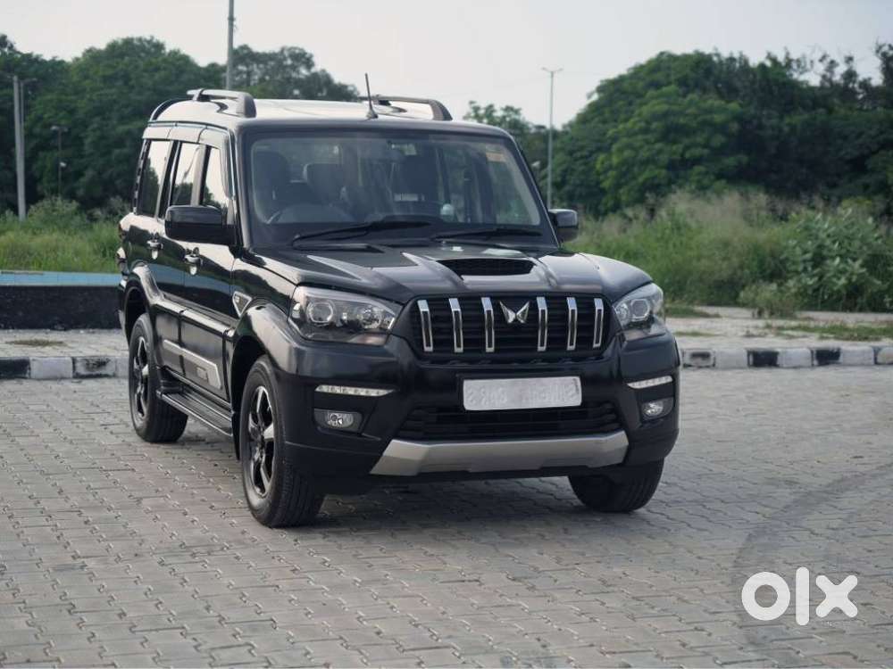 Mahindra Scorpio Classic 2.2 S 11 Mt 7 Str, 2024, Diesel