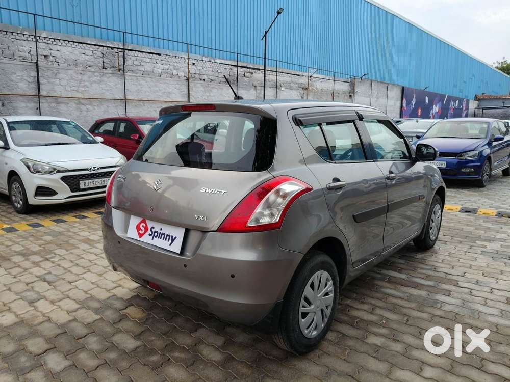 Maruti Suzuki Swift Vvt Vxi, 2015, Petrol