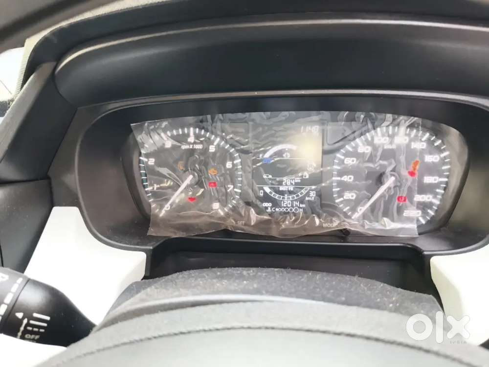 Tata Punch 2022 Petrol 12700 Km Driven