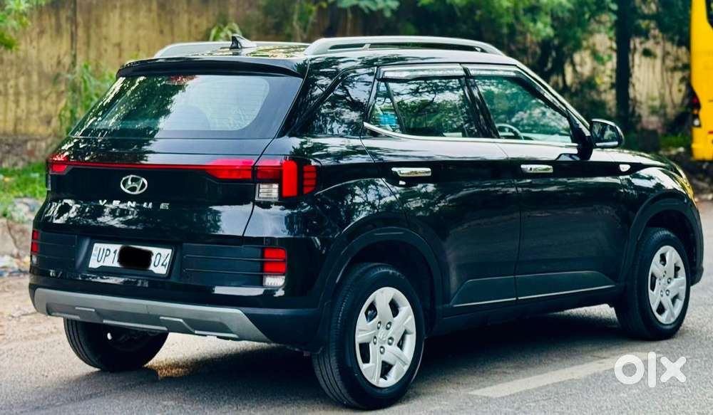 Hyundai Venue S, 2022, Petrol