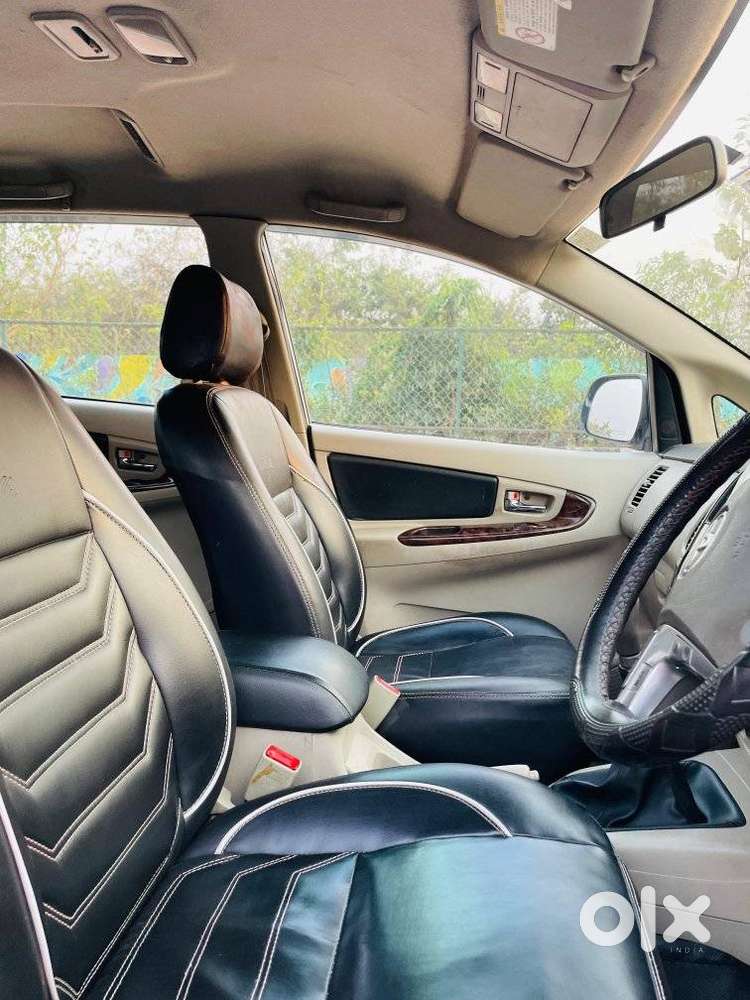 Toyota Innova 2.5 V 7 Str, 2015, Diesel