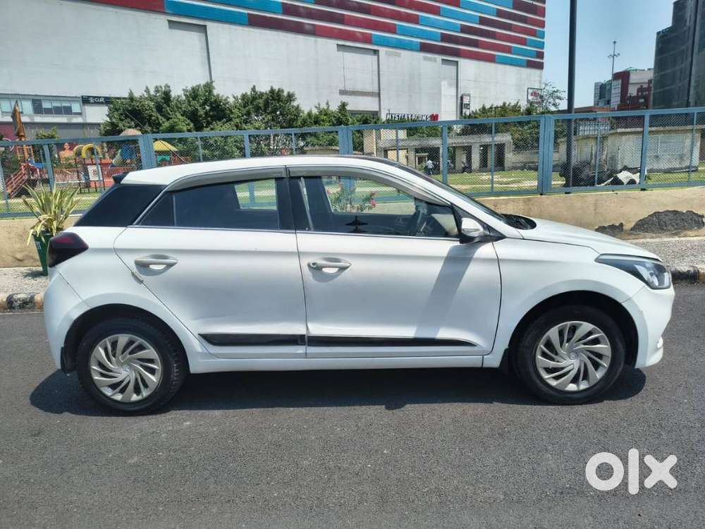 Hyundai I20 1.2 Spotz, 2015, Cng & Hybrids