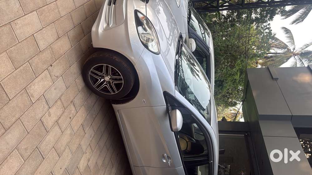 Honda Amaze 2nd Gen 2013 Petrol Good Condition