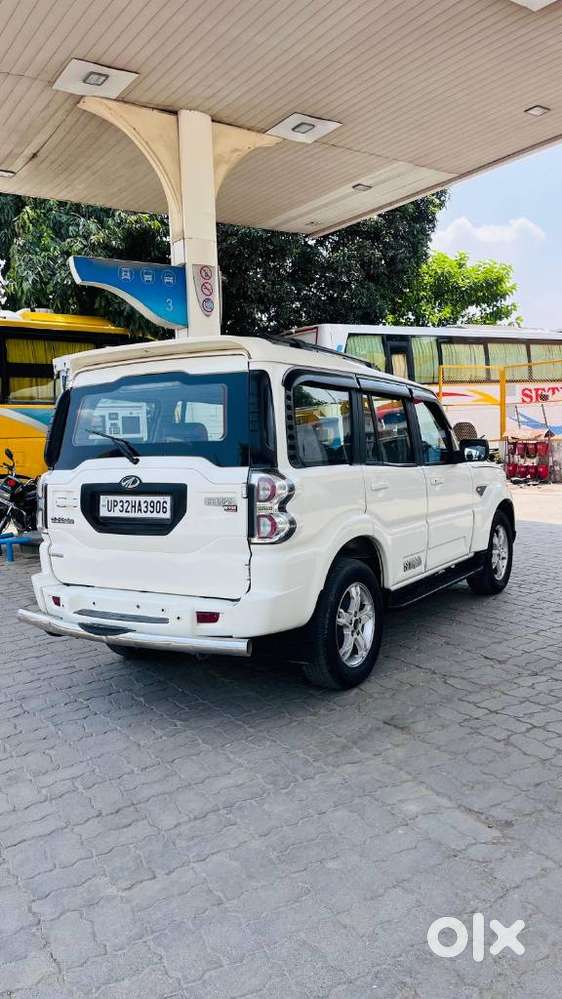 Mahindra Scorpio S10, 2016, Diesel