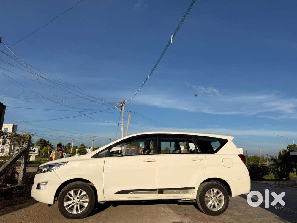 Toyota Innova Crysta 2.7 Gx Mt, 2020, Diesel