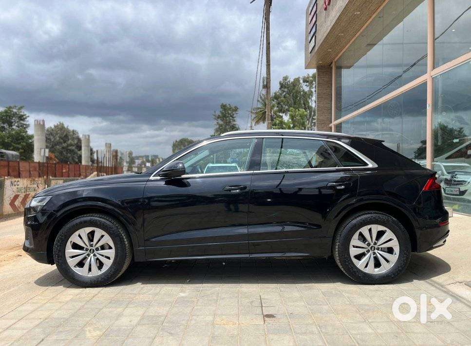 Audi Q8 3.0 Celebration Edition, 2021, Petrol