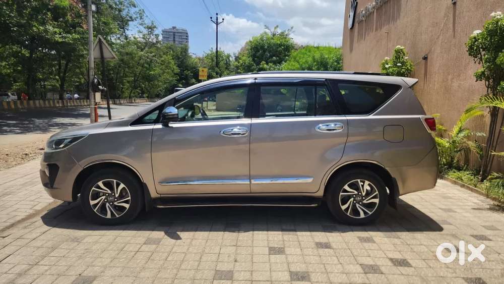 Toyota Innova Crysta [2020-ongoing] 2.4 Vx 8 Str, 2021, Diesel