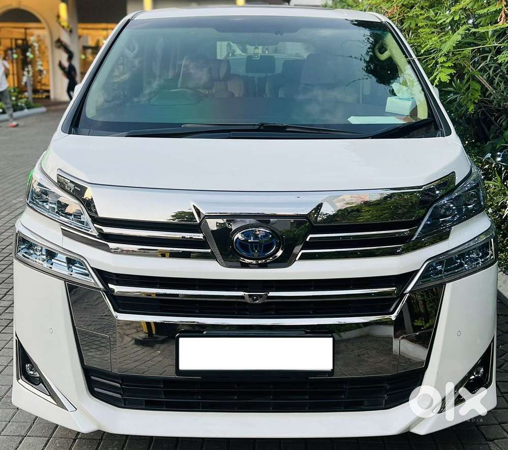 Toyota Vellfire 2.5 Executive Lounge, 2021, Petrol