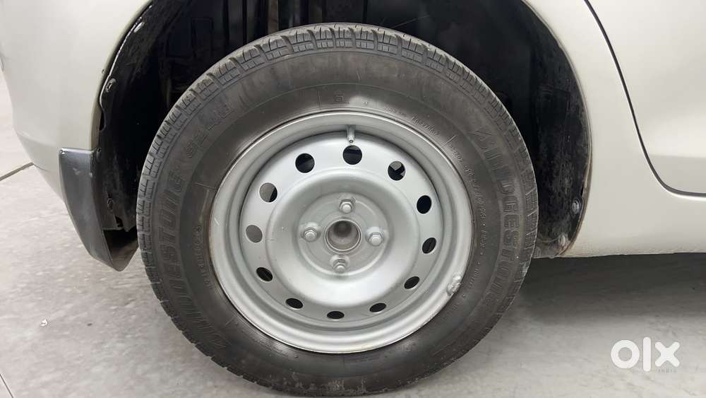 Maruti Suzuki Swift Lxi 2018, 2012, Petrol