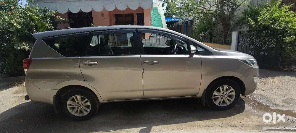 Toyota Innova Crysta 2016