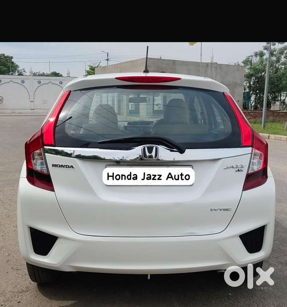 Honda Jazz V Automatic, 2016, Petrol