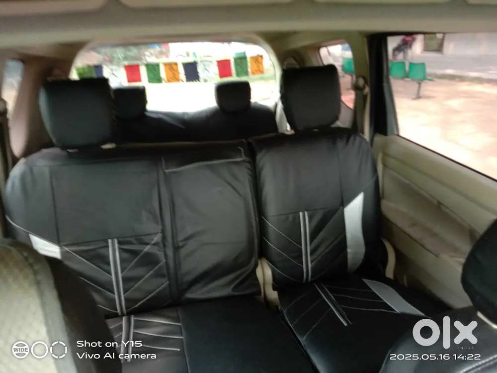 Maruti Suzuki Ertiga 2012