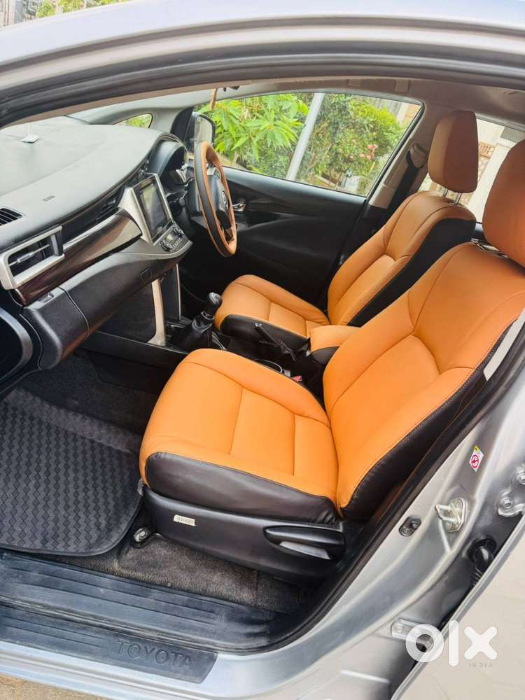 Toyota Innova Crysta 2018