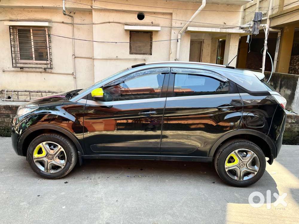 Tata Nexon Kraz Plus, 2018, Petrol