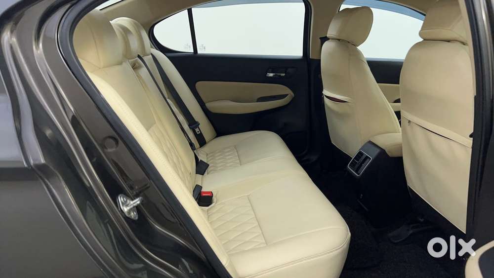 Honda City 1.5 V Mt, 2023, Petrol