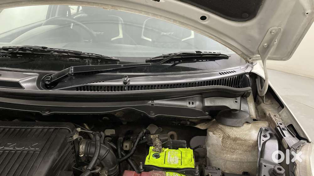 Maruti Suzuki Swift Vvt Vxi, 2016, Petrol