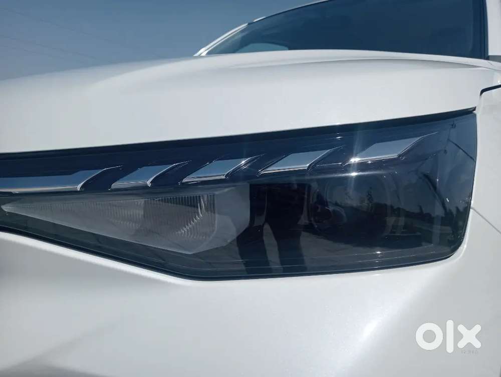 Maruti Suzuki Victoris 2025 Cng & Hybrids  Only 100 Km Driven