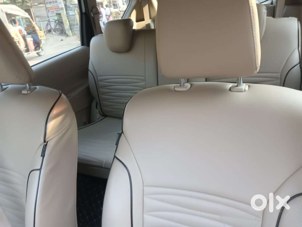 Maruti Suzuki Ertiga 1.5 Vxi, 2023