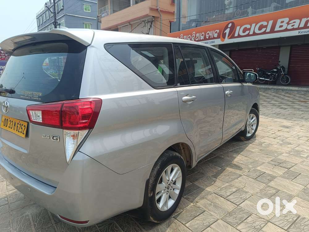 Toyota Innova Crysta 2.4 G Mt 8s, 2017, Diesel