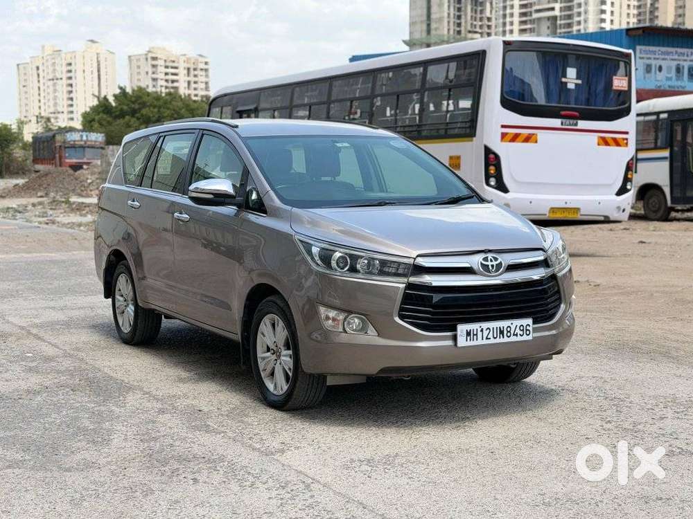 Toyota Innova Crysta 2.8z Automatic, 2016, Diesel