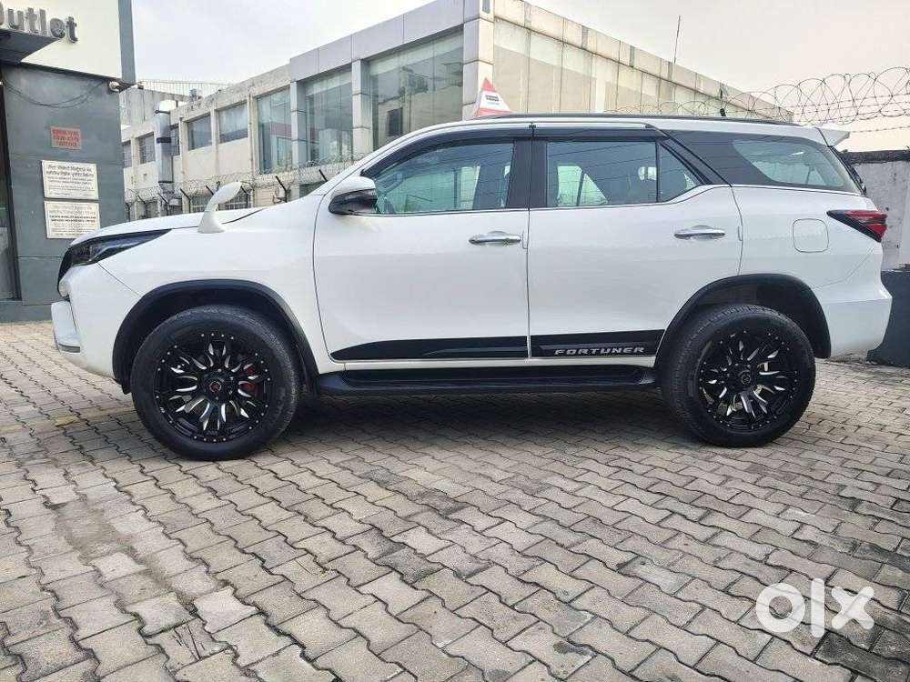 Toyota Fortuner 4x4 Mt 2.8 Diesel, 2021, Diesel