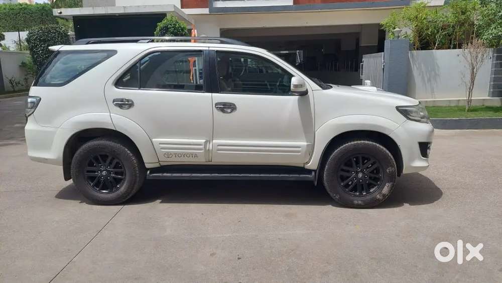 Toyota Fortuner Diesel 2015