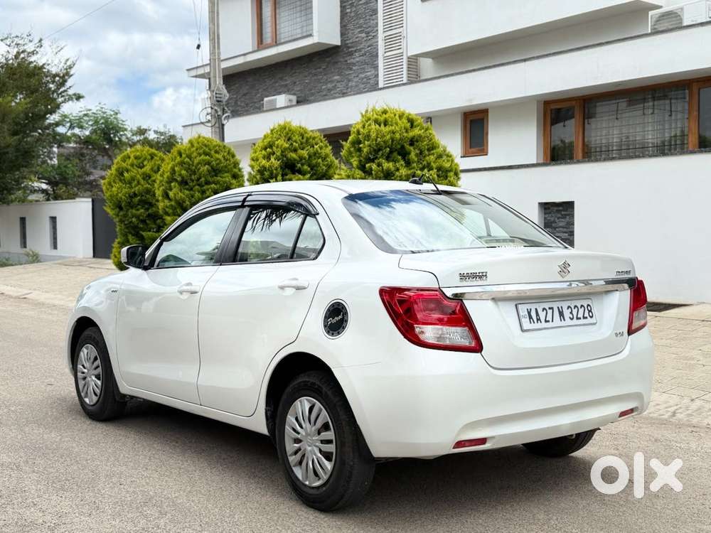 Maruti Suzuki Swift Dzire 1.2 Vxi, 2017, Petrol