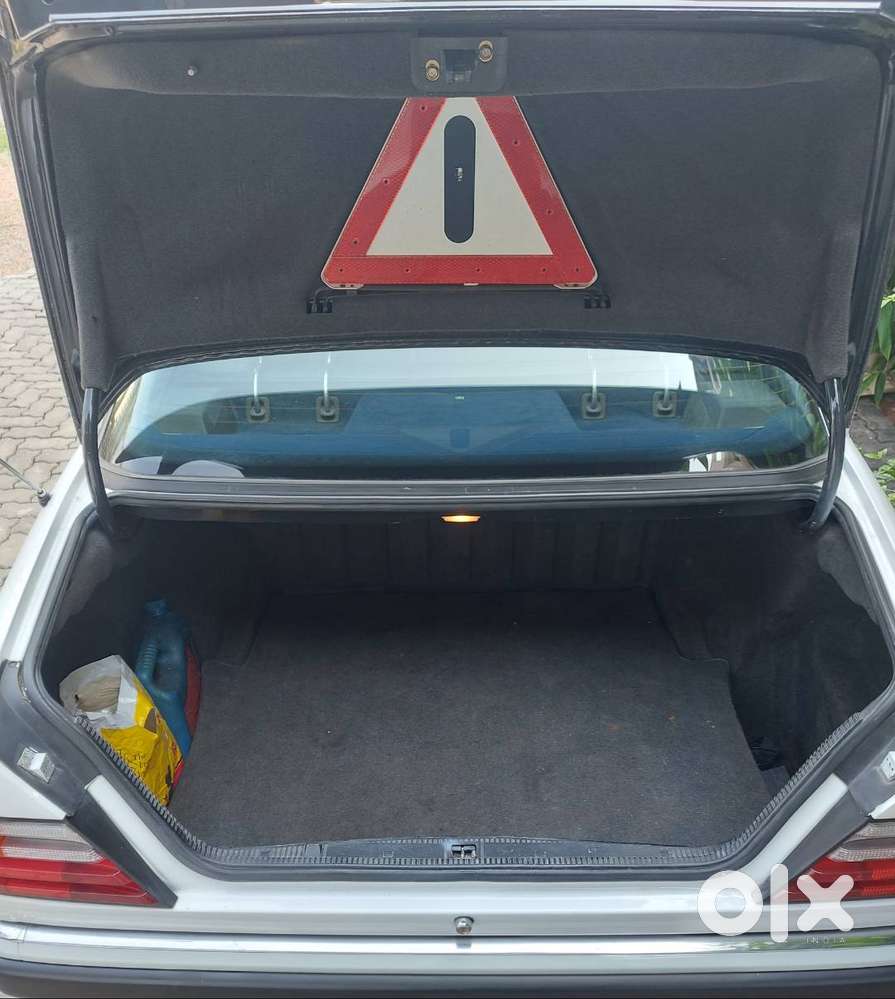 Imported From Dubai W124 Mercedes Benz 250 D