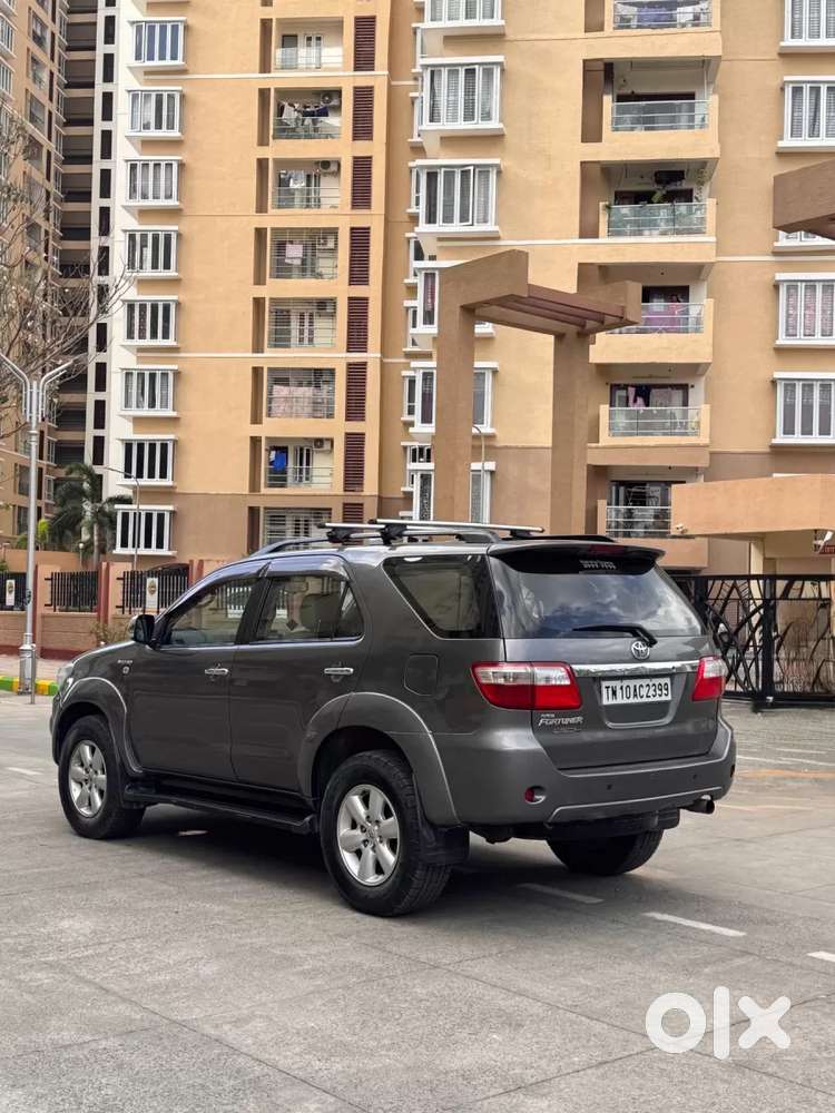 Toyota Fortuner, 2011, Diesel