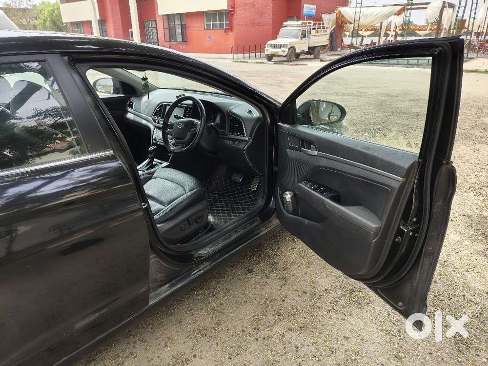 Hyundai Elentra Sunroof Top Model